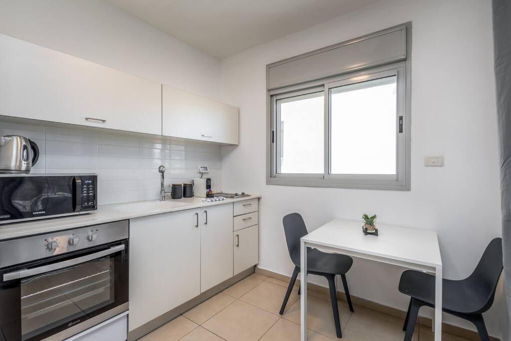 Bograshov Area - Cosy Apart' Hotel Close To The Beach Тель-Авив Экстерьер фото